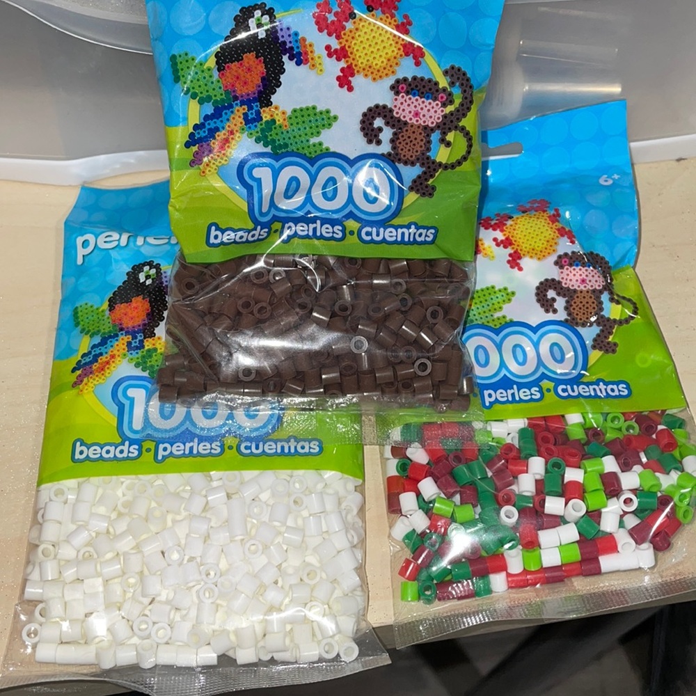 Never opened Christmas lot of perler beads
